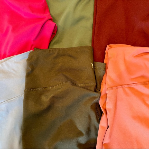 Six Old Navy Active Powerpress Leggings - Picture 6 of 7